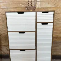 جاکفشی-سرای آرا