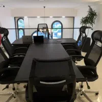 منشی خانم دستیار مدیر