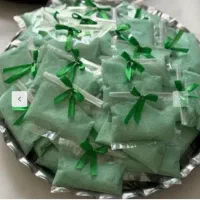نذری نمک تزیین شده رنگی و سفید