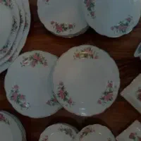 سرویس چینی گل سرخ