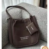 کیف برزنتی رو دوشی زنانه