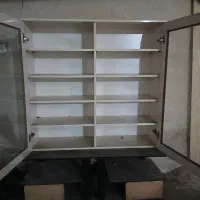 ویترین چوبی سالم