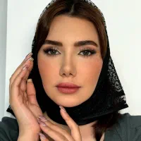 جذب مدل میکاپ