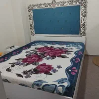کاملا سالم همراه با تشک نو رویال طبی