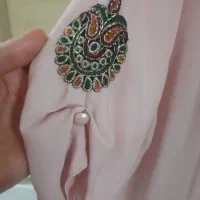 مانتو|لباس|پیشوا, |دیوار