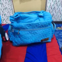 آغوشی .کیف .کریر .بالشت