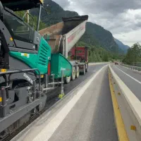 اجاره فینیشر غلطک لاستیکی و آهنی