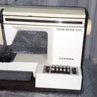 چرخ خیاطی ژانومه اصل نو کارنکرده رده واقعی بامیزنو