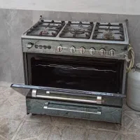 اجاق گاز ۵ شعله فر دار سالم
