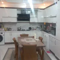 شمالی ،طبقه اول ومستقل ،سه خواب ونوساز ، باغچه بان