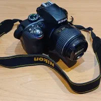 دوربین حرفه ای Nikon D3300 در حد نو