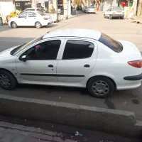 خودروسواری ۲۰۶sdv8