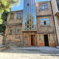 فروش پنجره آهنی سالم دست‌دوم با شیشه