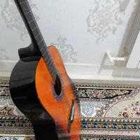 گیتار کلاسیک برون اسمیت