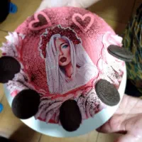 آموزش حضوری کیک ...از پایه تا خامه کشی وتزیین