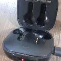 جعبه ایرپاد QCY اصلی  سالم