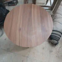 میز گرد کاملا نو