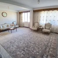 آپارتمان ۹۰ متری دو خواب رو به نما در احسانیه