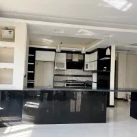 کابینت در حد نو با کلیه متعلقات