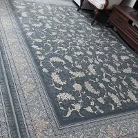 فرش ۷۰۰ شانه در حد نو و بدون شست‌وشو و کاملاً تمیز