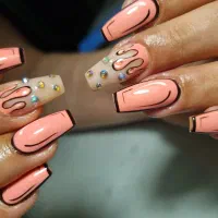 کاشت ناخن و مژه در شهرری