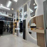 آینه قاب دار قدی دفرمه گرد کپسولی مستطیل نیم دایره