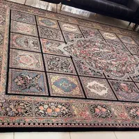 دو عدد فرش ۱۲ متری