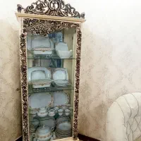 بوفه سبک نئوکلاسیک همراه با دوکلید
