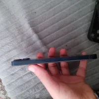 iPhone 13 normal|موبایل|بروجن, |دیوار