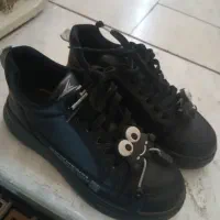 یک جفت کتانی نو سایز۳۷