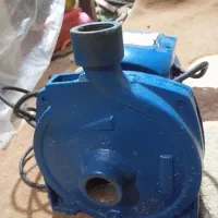 فروش پمپ آب ایتالیایی یک اسب بشقابی  در حد نو