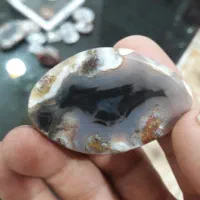 سنگ قیمتی