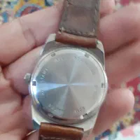 ساعت اصلی تاریخ دار