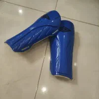 ساق بند فوتبالی