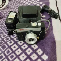 دوربین عکاسی وفلاش