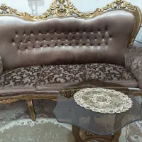 مبلمان و میز عسلی