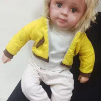فروشنده عروسک