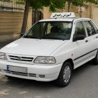 آموزش رانندگی  بانوان توسط مربی خانم