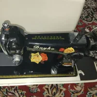چرخ خیاطی دستی