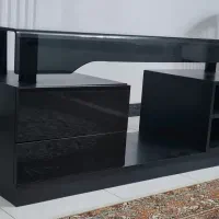 میز تلویزیون در حد نو