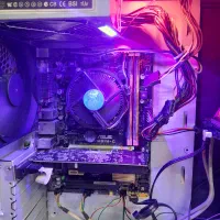 کیس پرقدرتcore i5 نسل4 رم8 گرافیک2