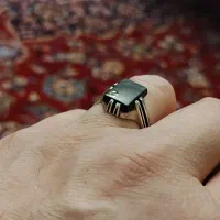 انگشتر نقره با نگین عقیق سیاه