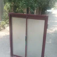 عرض۹۵+۱۳۰ قد  سالم باشیشه رنگ زرشکی آلومنیم