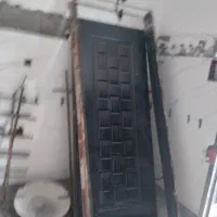 در چوبی با چهار چوب