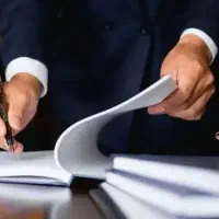 وکیل پایه یک دادگستری و مشاور حقوقی