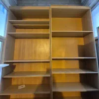 کتابخانه ی چوبی