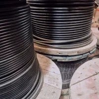 پخش سیم و کابل و کلیه لوازم برق ساختمان