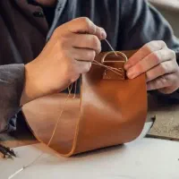 استخدام تخته کار کیف چرمی در کروکو