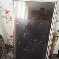 شیشه کارکرده تمیز رنگ دودی