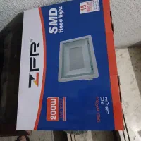 پرژکتور۲۰۰